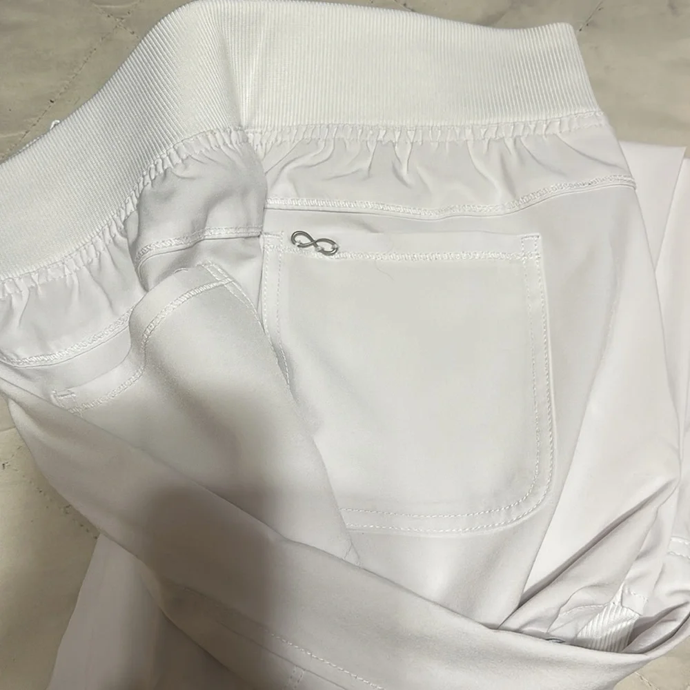 Inifinity Scrub - Picture 4 of 4